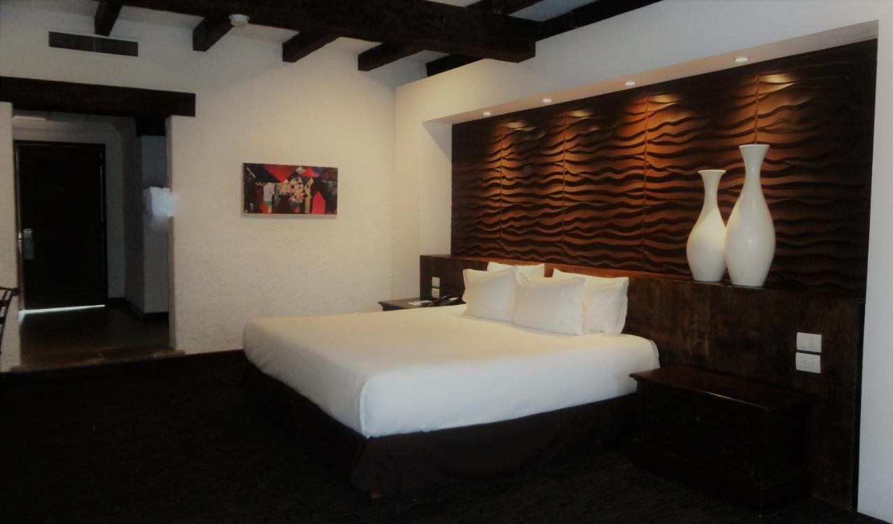 Radisson Hotel Tapatio Guadalajara Aeropuerto Tlaquepaque Exterior photo