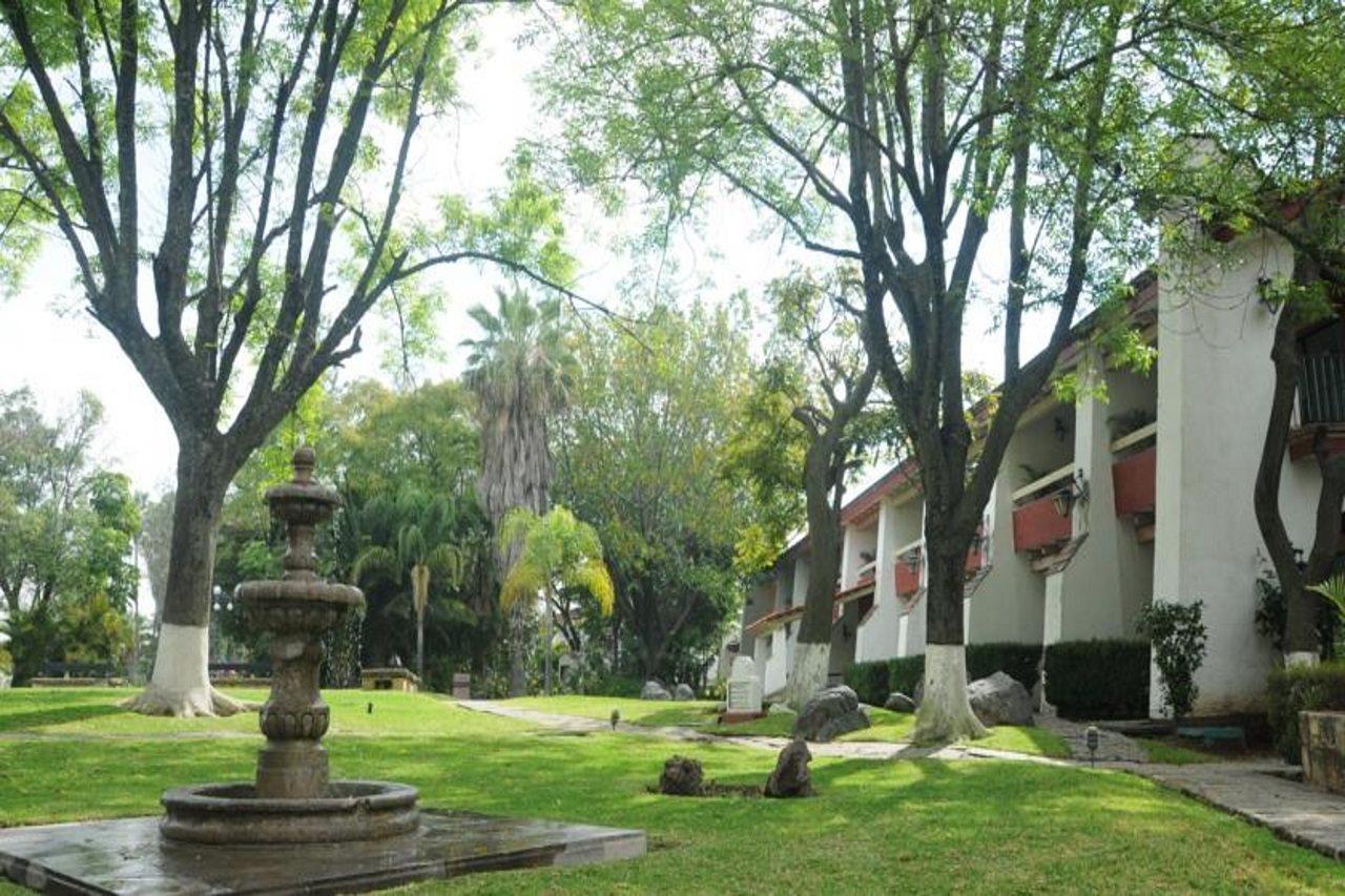 Radisson Hotel Tapatio Guadalajara Aeropuerto Tlaquepaque Exterior photo